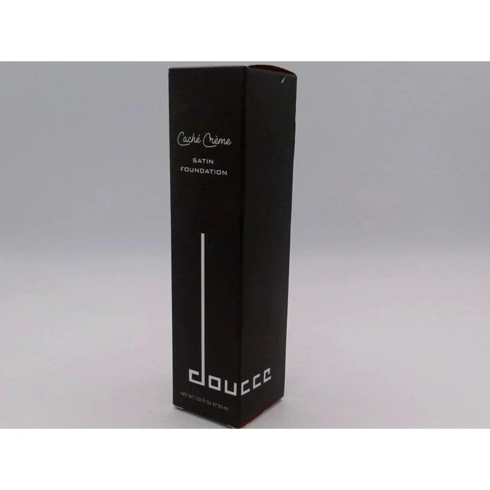 Doucce‎ - Caché Crème Satin Foundation, NL1 - BRAND NEW IN BOX